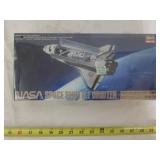 NASA Space Shuttle Orbiter 1:200 Scale Model Kit