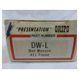 Pachmayr Presentation Grips - Dan Wesson A11