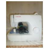 Singer Mdl 1507 Electronic Portable Sewing Machine