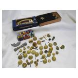 Vintage Military Insignia - Buttons - Epaulets