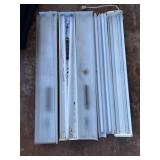 4pc - 4ft Fluorescent & LED Shop Lights