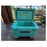 Yukon Outfitters Wind River YKO 20qt Hard Cooler