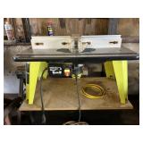 Ryobi 1.25HP Plunge Router with Router Table