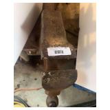 Large Metal Bench Vise-Buyer to remove so bring tools