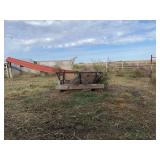 (3) Feed Bunks & (1) Square Hay Feeder