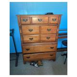 Wooden Dresser 36"x47"x18"