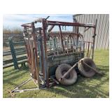 Filson Livestock Squeeze  Chute, Stanchion Head Gate