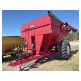 Grain Cart, PTO drive, 23.1x26 tires (90% tread), rollover tarp