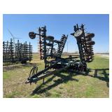 Baker folding tandem disk, walking tandem axles, 23' rear disk blades, 20' front blades
