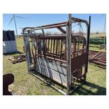 Livestock Squeeze Chute w/Stanchion head gate, no floor