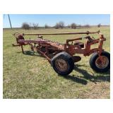 Allis Chalmers 4x16 semi-mounted plow, Model 2000, 3pt