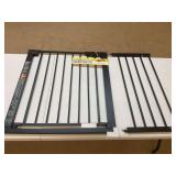 Cumbor 29.7-46" Baby Gate for Stairs, Mom