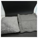 Gray Pillow and Mat Set with Zipper