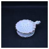 Zook Porcelain Tea Strainer with Base