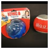 KONG Rewards Treat Dispenser & House M.D. Ball