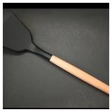 Kitchen Spatula with Wooden Handle