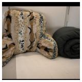 Polyester Comforter 88in x 88in + Leopard...