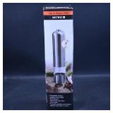 Salt & Pepper Mills MG705C