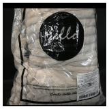 Polyester Throw Blanket 180 x 200 cm