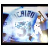 Ichiro Suzuki Signed Photo with COA (A11143)