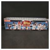 Topps 2001 Major League Baseball Complete Set...