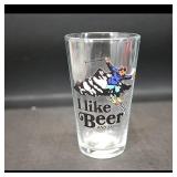 I like Beer and Skiing Pint Glass