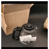 Glass Coffee Carafe with Plastic Lid and Handle