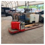 Raymond Electric Pallet Jack (batteries...