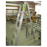 KELLER 6 FT ALUMINUM LADDER