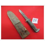 WW1 BAYONET W/ LEATHER SHEATH