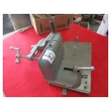 TENONING JIG FOR DELTA SAW