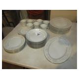 30+ PIECES PLANTATION ROSE CHINAWARE