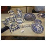 30+ PIECES BLUE & WHITE DISHES