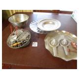 ALUMINUM TRAYS ; WIRE BASKET; BREAD PANS ; MORE