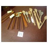WOOD SPOONS ; BAMBO TONGS