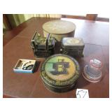 SINGER SEWING MACHINE TINS ; SEWING STORAGE TIN