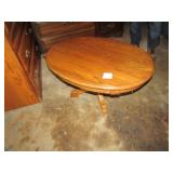 OAK OVAL COFFEE TABLE 34 X25"