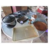 BOG LOT KITCHEN ITEMS