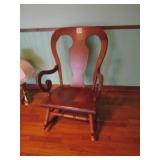 VINTAGE ROCKING CHAIR