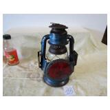 DIETZ LANTERN W/ RED  REFLECTOR