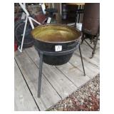 WOW! BRASS APPLE BUTTER KETTLE W/ HANDLE &