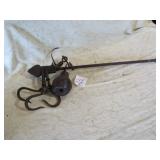 COTTON SCALES W/ WEIGHTS 24"