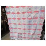 VINTAGE CUTTER QUILT -DRUNKARD PATH