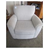 CREAM & TAN SWIVEL ROCKER