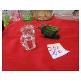 CLEAR GLASS BULL DOG CANDY CONTAINER ; GREEN