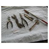 PLIERS ; VICE GRIPS ; MAGNET ; MORE