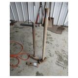 2 SLEDGE HAMMERS ; TIRE CHANGER SLEDGE HEAD