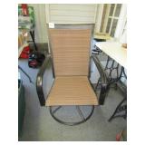 SWIVEL LAWN CHAIR
