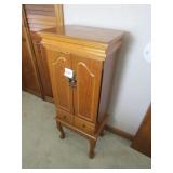 OAK JEWELRY CABINET