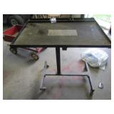 TORIN ROLL AROUND SHOP STAND